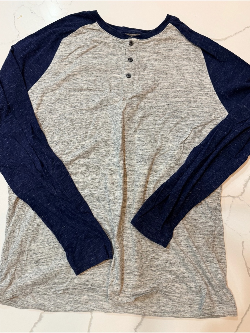Men's Hawker Rye Gray & Navy Henley
